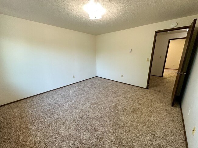 Building Photo - DALLASCT514