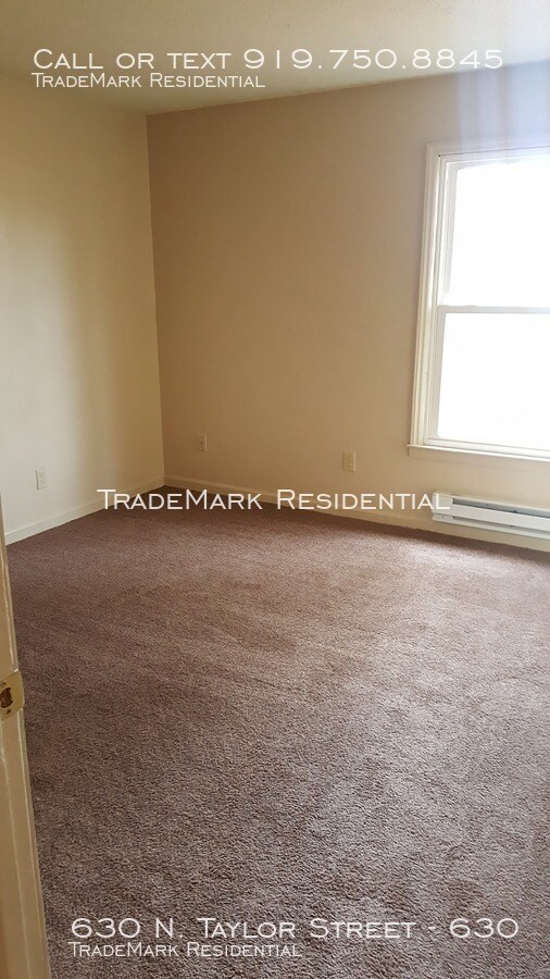 Building Photo - 630 N Taylor St