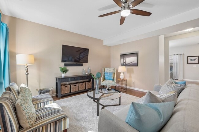 Building Photo - Charming and move-in ready 3-bedroom, 2.5-bath home