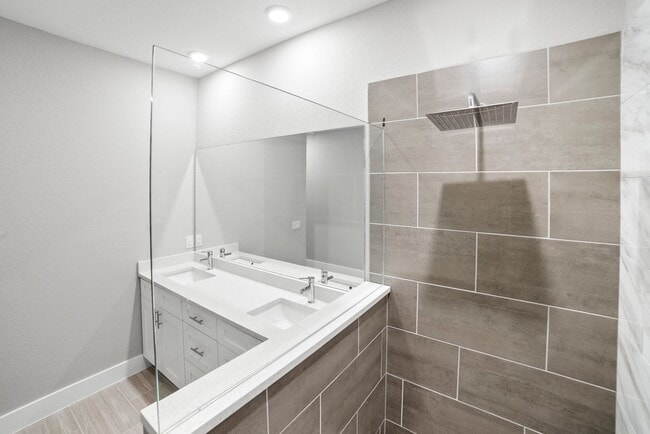 Building Photo - Deposit-Free! Modern, energy efficient hom...