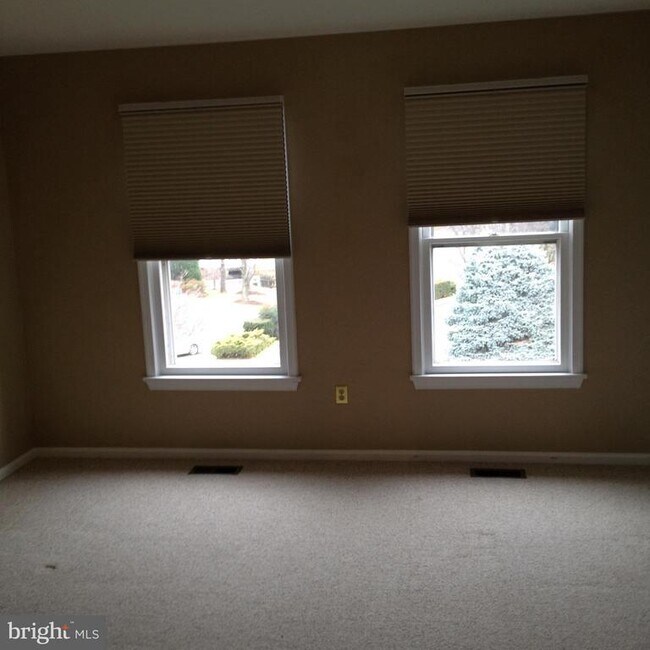 Building Photo - 6559 River Tweed Ln