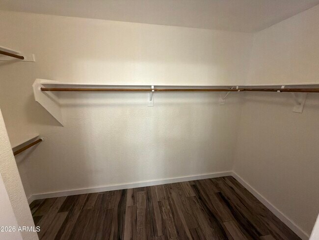 Building Photo - 12710 W Ash St