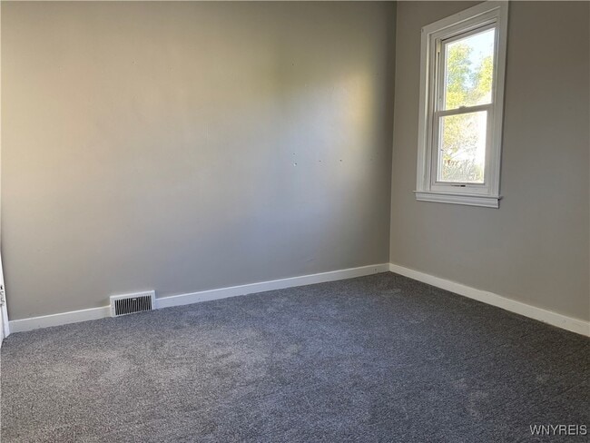 Building Photo - 3445 Wallace Dr