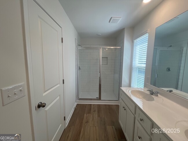 Building Photo - 284 Kenoot Dr