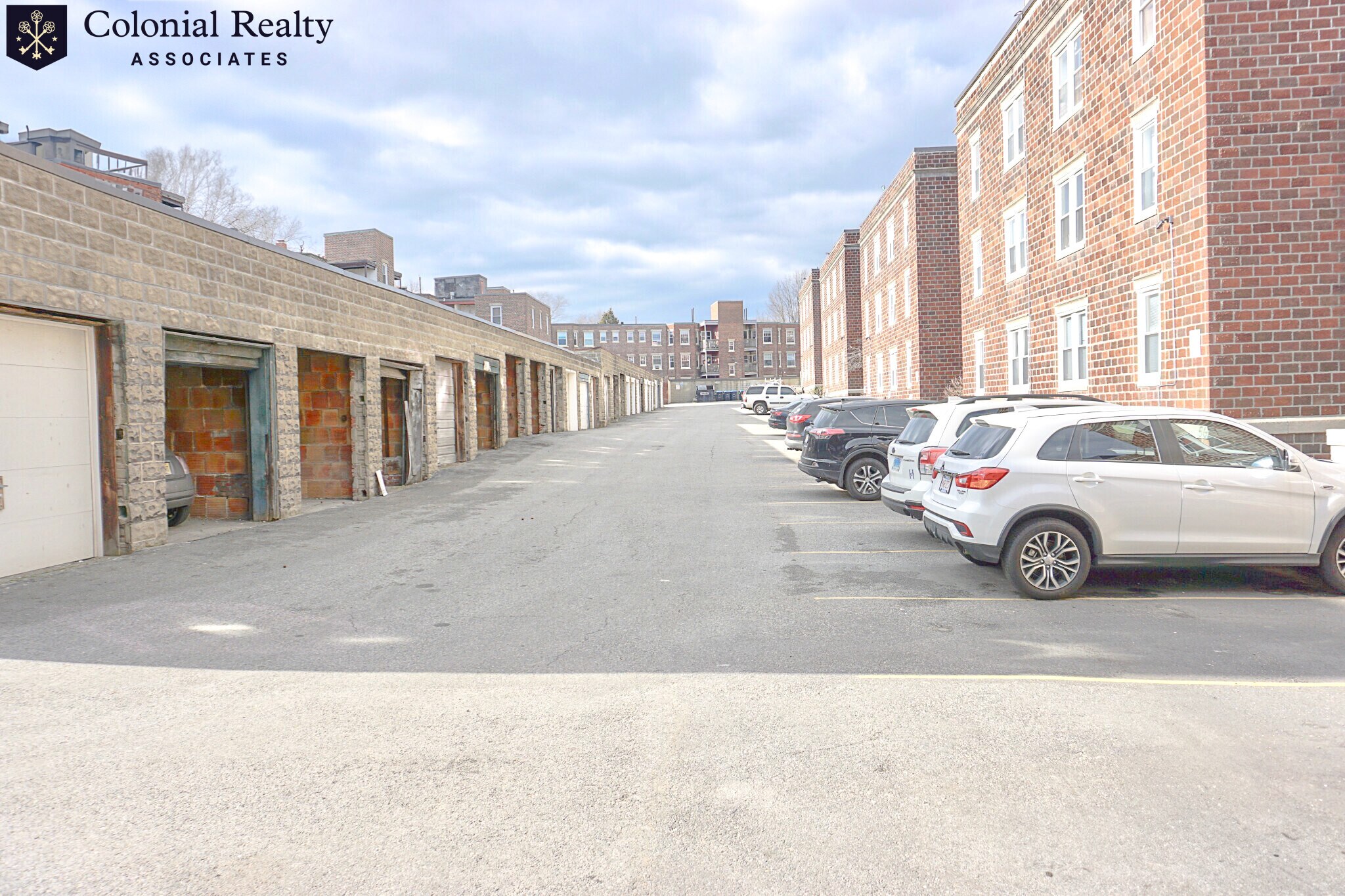 Building Photo - 328 St Paul St