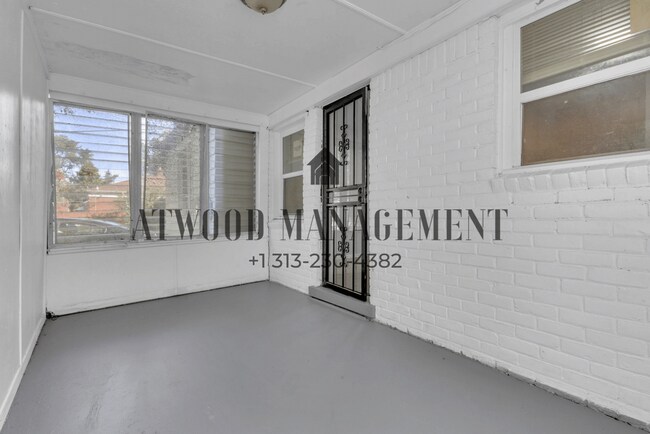 Building Photo - 9969 Pierson St
