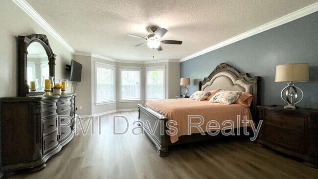 Building Photo - 11814 Lindsey Lake Drive