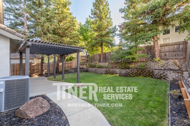 Building Photo - 3205 Corniche Ln