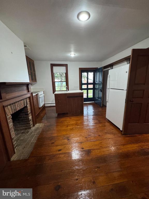 Building Photo - 2839 Uniontown Rd