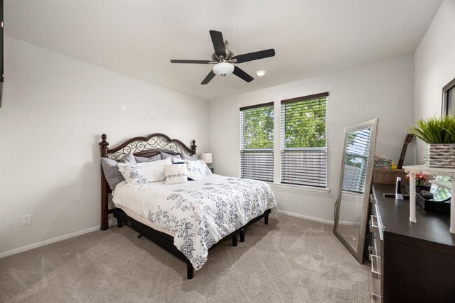Building Photo - 4727 Prairie Chase Dr