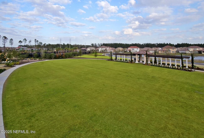 Building Photo - 12770 Valletta St