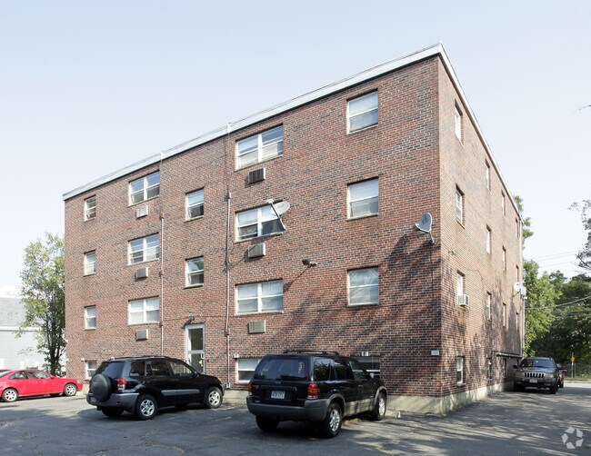 Primary Photo - 100 Quarry St