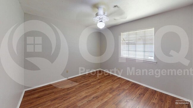 Building Photo - 3105 Conejos Dr
