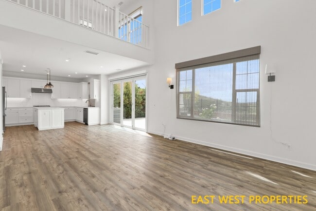 Building Photo - 136 Falcon Rdg