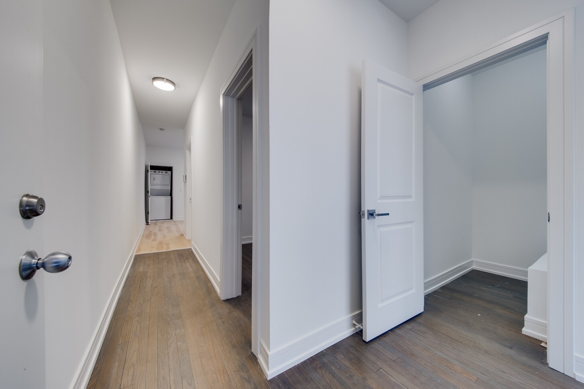 Building Photo - 3050 W Cortland St