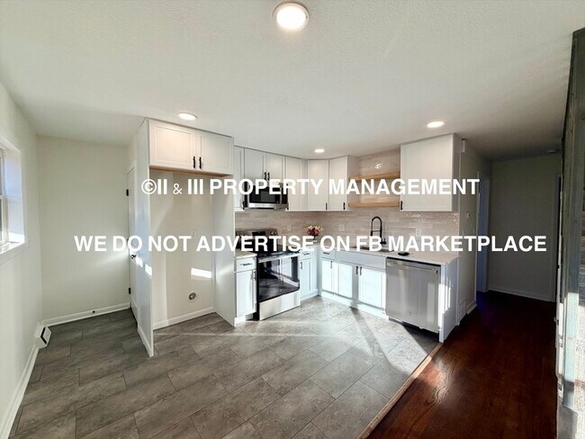 Building Photo - 3208 W 42nd Ave