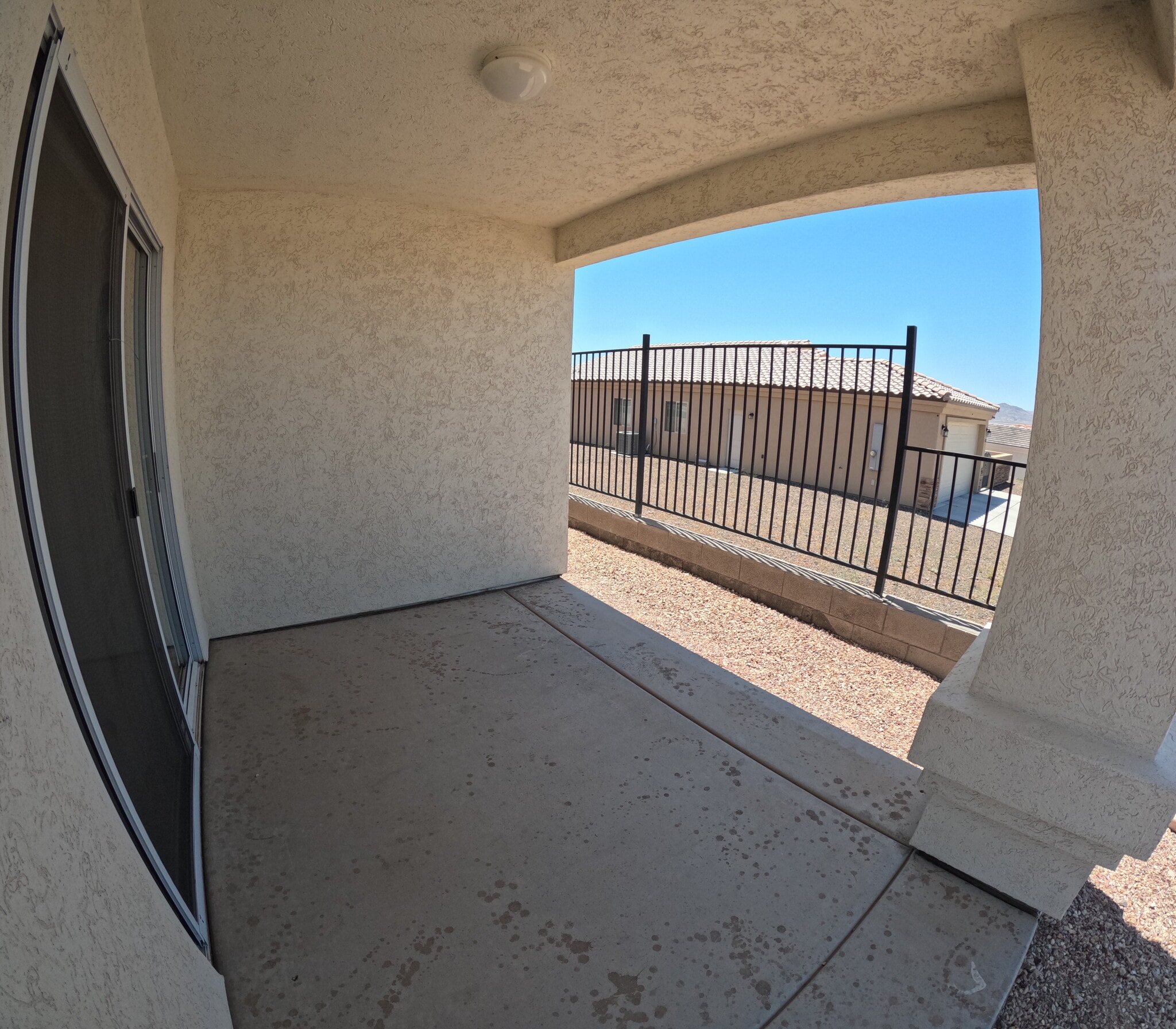 Covered back patio - 3424 Sunriver Rd