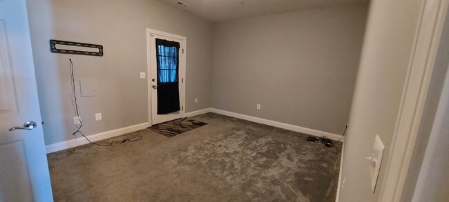 Building Photo - 1056 Rye Dr