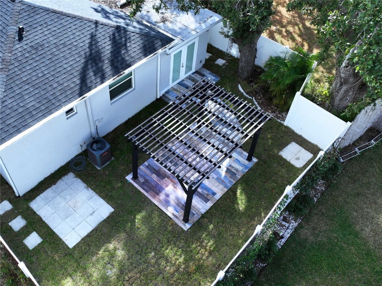 Building Photo - 1806 E Ellicott St