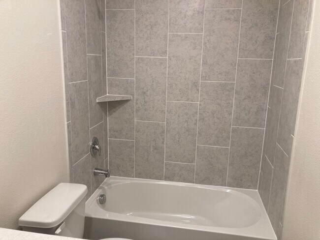 Building Photo - 3007 Boran Dr