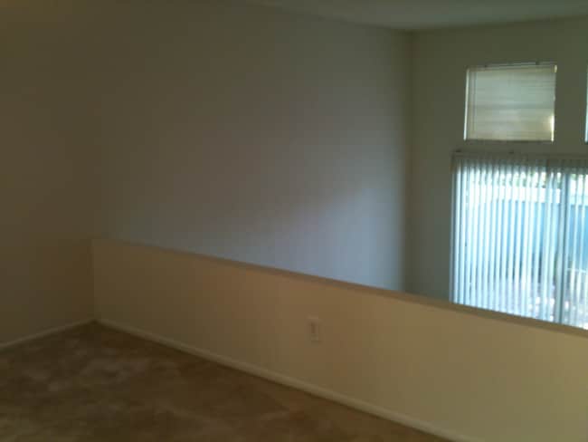 Building Photo - 4874 Thille St