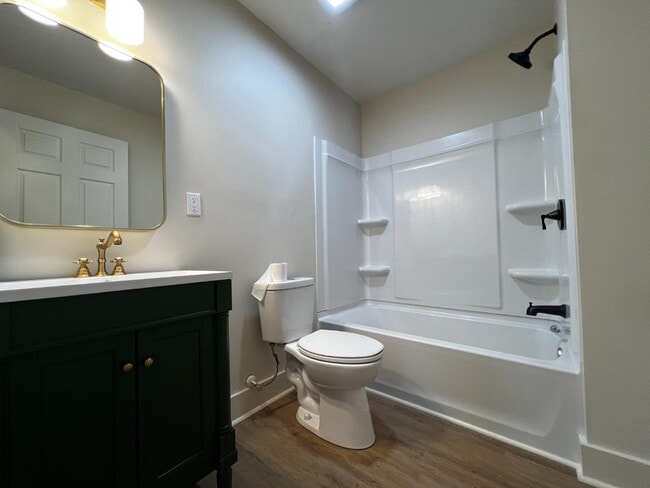 Building Photo - 3404 White Horse Rd