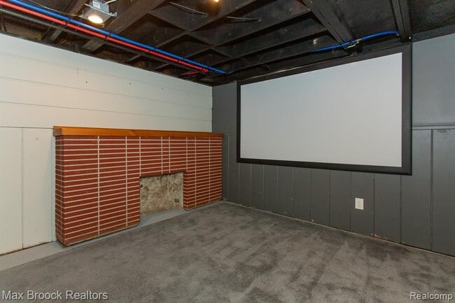Building Photo - 8501 Northfield Blvd