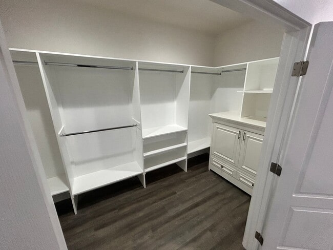 Building Photo - 3 Bedroom 2 Bath Home Modesto Ca