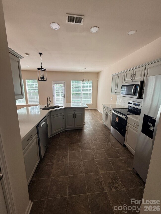 Building Photo - 11224 Cypress View Dr