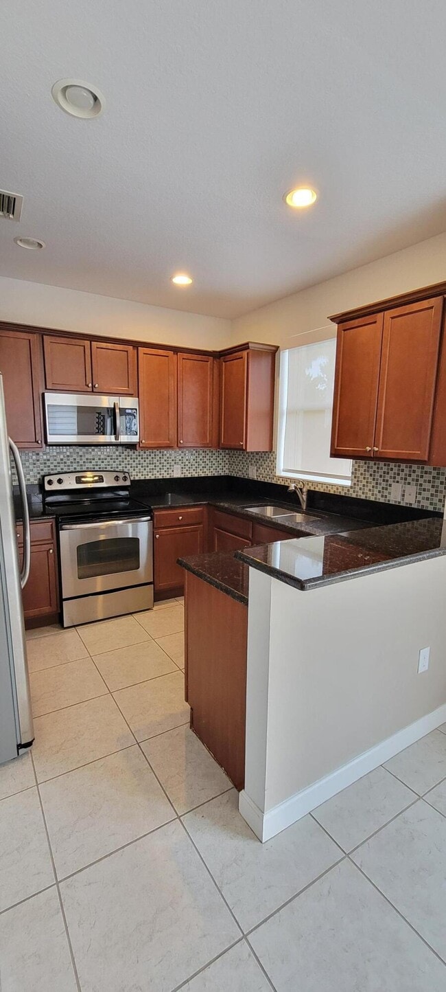 Building Photo - 11357 NW 87th Ln