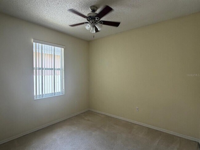 Building Photo - 10130 Shadow Creek Dr