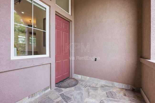 Building Photo - 5956 St Andrews Dr