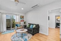 Building Photo - 426 Jacaranda Pl