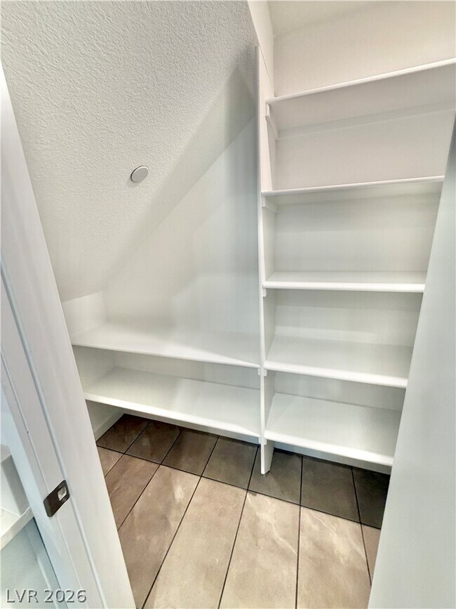 Building Photo - 11462 Crimson Ledge Ave