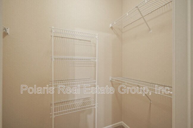 Building Photo - 4238 Sunshine Ave