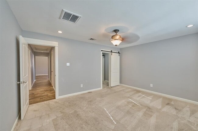 Building Photo - 29030 Deadwood Ln