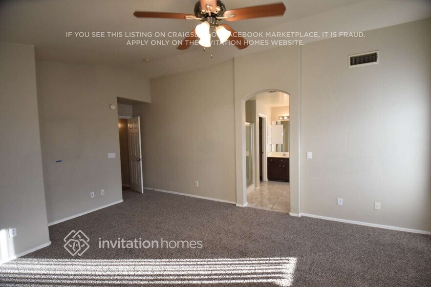 Building Photo - 2046 N 90th Ln