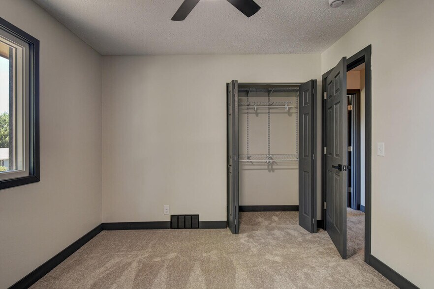 Bedroom 2 - 11680 Meredith Ave