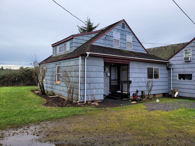 Building Photo - 3- bedroom 2-bathroom home in Pleasant Hill