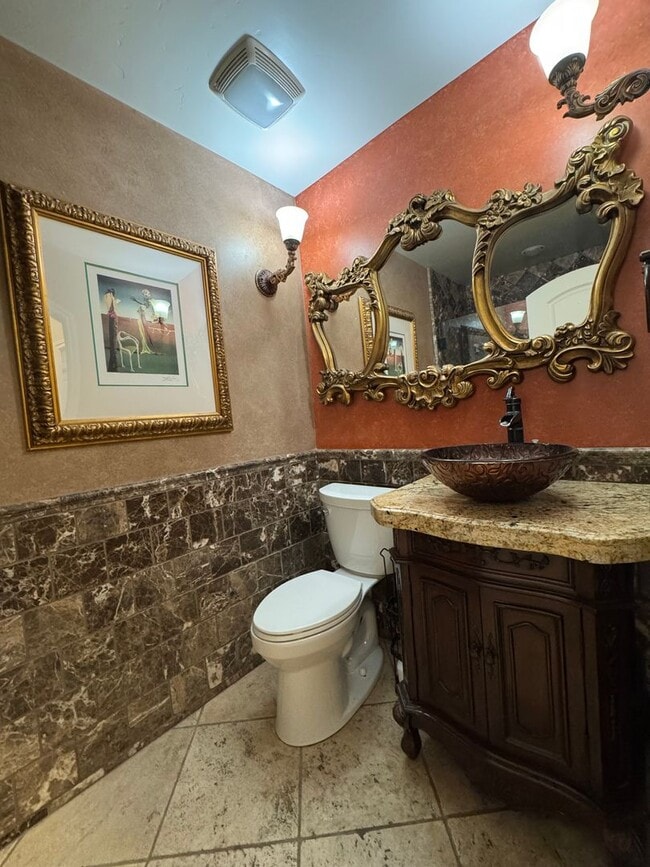 Building Photo - Stunning Waterfront Home in Spring Valley ...