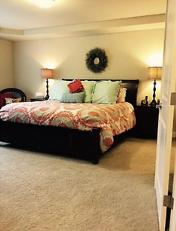 Building Photo - 1211 35th St Pl SE