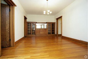 Dining rooms with built in cabinets (most apts) - 5757-59 N Winthrop Ave