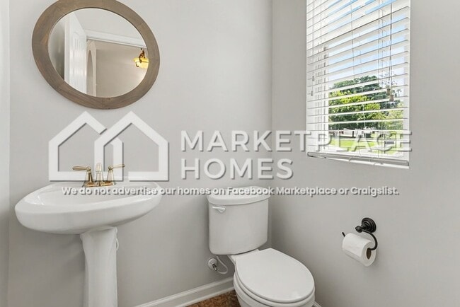 Building Photo - 2532 River Trail Dr