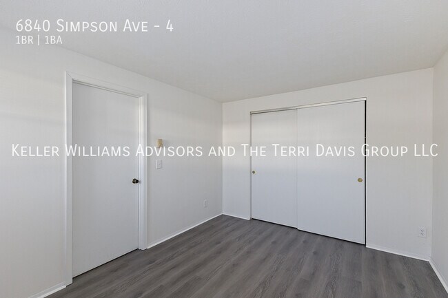 Building Photo - 6840 Simpson Ave