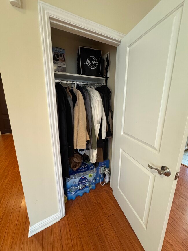 Building Photo - 1845 Beloit Ave