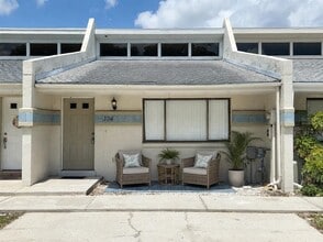 Building Photo - 104 Mayfair Pl SW