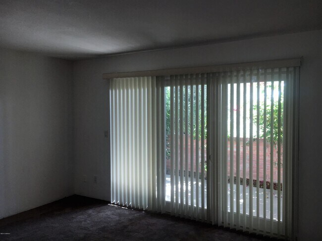 Building Photo - 4846 E Placita Arenosa