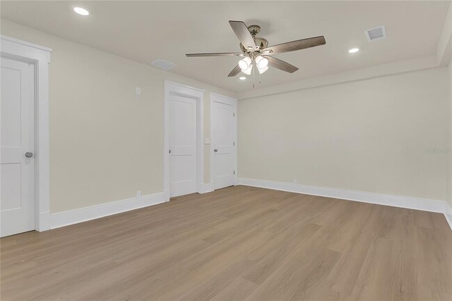 Building Photo - 226 N Elliott Ave