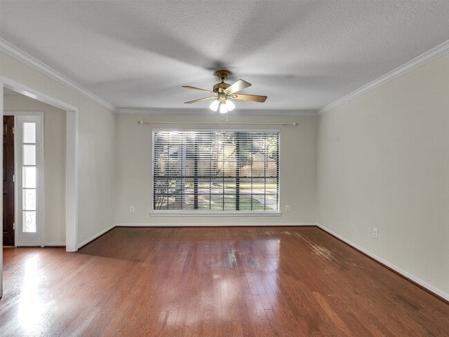 Building Photo - 2108 Autumn Cove Dr