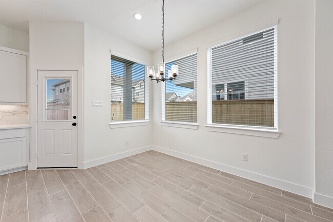 Building Photo - 21118 Medina River Dr